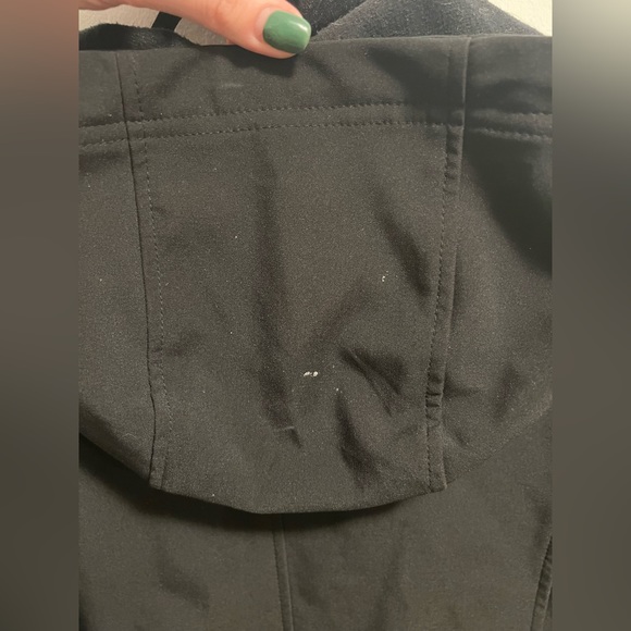 Joe Fresh black rain jacket. Size small - Picture 8 of 8